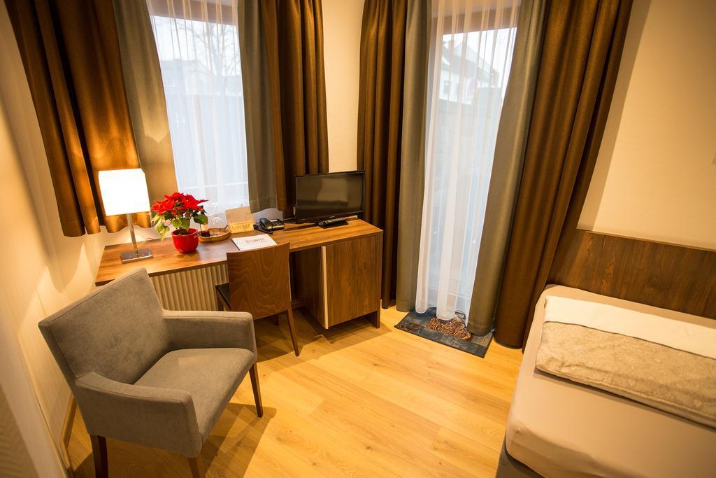 Hotel Am Palais Gelnhausen Ngoại thất bức ảnh